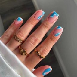 Faux ongles courts et carrés à couverture complète pointe de manucure à pression française