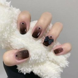 Faux Ongles N64.avec Diamant Noir Motif Étoile et Lune Portable Court Rond Tête Carrée