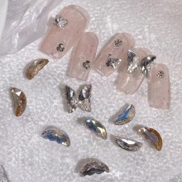 Nouvelles Ailes Nail Art Strass Point Bas Cristal Moitié Ailes Brillant 3D Ongle BRICOLAGE