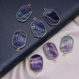 Pendentif en Pierre Naturelle de Forme Hexagonale Breloque Exquise pour Bijoux Colliers Boucles