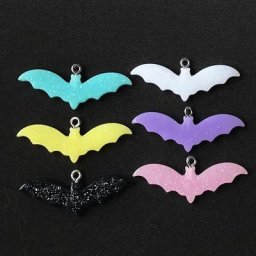 Breloques chauve-souris et fantôme en résine multicolore pour collier porte-clés mignon pendentif