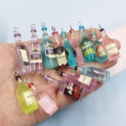 Breloques en résine de jus de bouteille de boisson simulée bijoux exécutifs boissons CC mignonnes