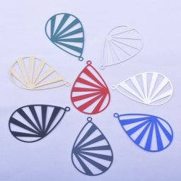 Breloques fines rouges en métal et laiton pendentif pour boucles d'oreilles 30x48mm 30 pièces