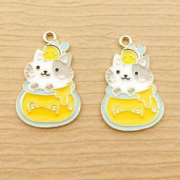 Charme de chat de bouteille d'émail pour des bijoux exécutifs boucle d'oreille animale Kawaii