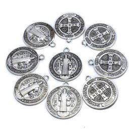 Collier en alliage de Zinc avec pendentif de médaille de Saint-christ/Michael/Jude Saint-bénisse