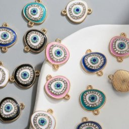 Connecteurs de Breloques en Clip aux Yeux Bl192. Accessoires pour Bijoux de Bricolage Bracelet