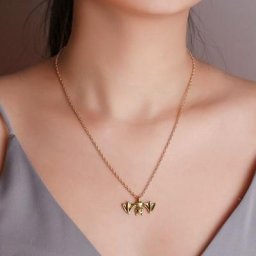 Collier pendentif chauve-souris gothique et créatif pour femmes accessoires de chaîne de pull Punk