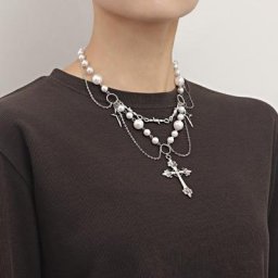 Collier gothique avec pendentif à la mode collier à plusieurs niveaux de perles