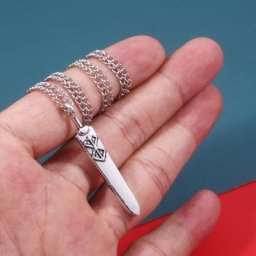 Jeu Berserk Brand of Sacrifice Guts Sword Pendant Necklace Black Slower Sman Guts Metal Necklace