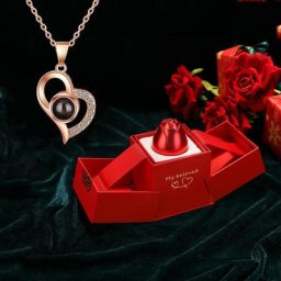 Collier I Love You avec boîte cadeau rose pendentif de projection en 100 langues bijoux pour