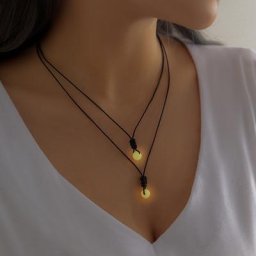 Lacteo – chaîne de cou en corde noire pour femmes Double couche perles de pierre lumineuses