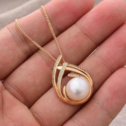 Collier pendentif en or 14 carats fait à la main pour femme perle d'eau douce naturelle remplie
