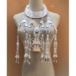 Collier national Hmong avec poisson suspendu colliers ATA et AO 5 couches
