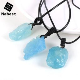 Collier pendentif en aigue-marine bleue pour homme et femme pierre précieuse brute naturelle