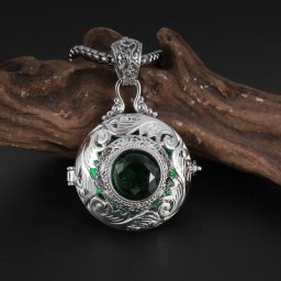 Collier pendentif classique sculpté à la main pour femme motif creux tablettes d'aromathérapie