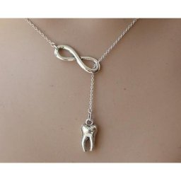 Collier à breloques en forme de dents pour femmes pendentif en acier inoxydable bijou de sagesse
