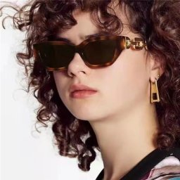 Lunettes de soleil rétro Cool monture oeil de chat Hip-hop fausse chaîne branches boîte de