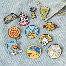 Épingle en émail personnalisée pour enfants broche de globe d'arbre de Noël insigne de dessin