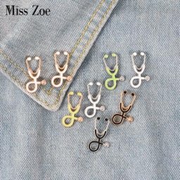 Broche Mini stéthoscope Miss Zoe rose vert pistolet noir collier Corsage médecins infirmière