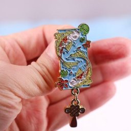 Broche porte-bonheur en alliage pour femme jolie broche en forme d'animal fleur poisson en