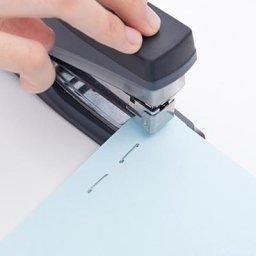Agrafes en métal pour agrafeuse 2022 pièces/boîte 1000 fournitures scolaires de bureau