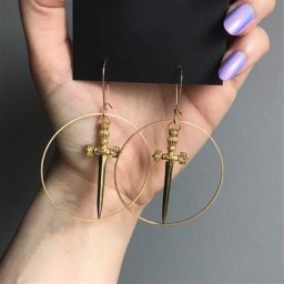 Boucles d'oreilles épée de couleur or bijoux gothiques de la sorcière noire Antique nouveauté