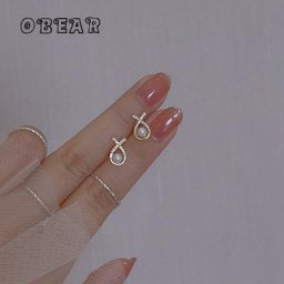 Boucles d'oreilles pavées élégantes pour femmes bijoux français perle croix mode simple cadeau