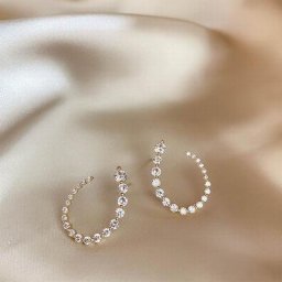 Boucles d'oreilles délicates en forme de U bijoux simples style coréen cadeaux d'anniversaire