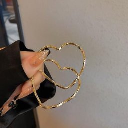 Boucles d'oreilles créoles en forme de cœur pour femmes boucles d'oreilles en métal exagérées