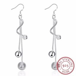 Boucles d'oreilles longues à pampilles pour femmes bijoux timbres couleur argent vernis perle