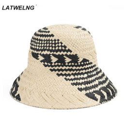 Chapeau de soleil tricoté à la main pour femme accessoire de plage vente en gros