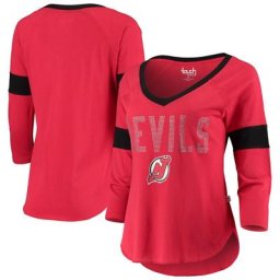 T-shirt à col en V et manches 3/4 à manches 3/4 et à manches 3/4 pour fan ultime des New Jersey Devils Touch Red pour femme