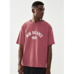 Essentials Varsity Oversized T-Shirt par New Balance Bordeaux XXL Accessoires