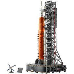 Lego Le système de lancement spatial d'Artemis de la NASA