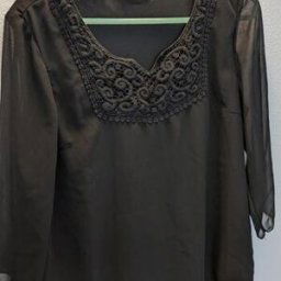 Blouses Only Blouse noire dentelles autour du col Noir