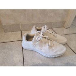 Chaussures Under Armour Basket Under Armour homme Blanc
