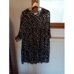 Robe courte Grace & Mila Robe neuve jamais portée Multicolore