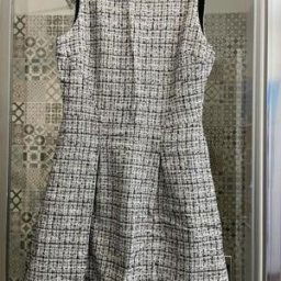 Robe courte Naf Naf robe noir et blanche Naf Naf