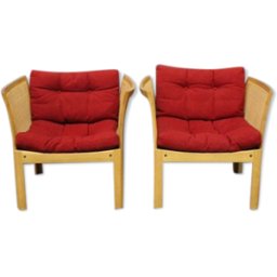 Paire de fauteuils en chêne conçus par Illum Wikkelso et fabriqués à la Silkeborg Furniture Factory 1960 rouge 64x55x64