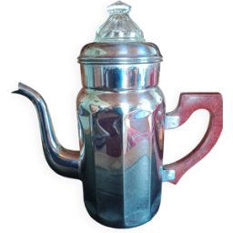 ART Verseuse à café vintage ADB en cuivre chromé et anse en bakélite, France argent 0x0x0