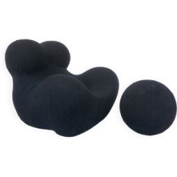Fauteuil et ottoman "Big Mama" par Gaetano Pesce pour B&B Italia noir 120x130x103