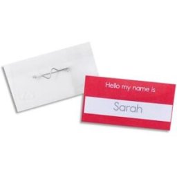 Avery Badge à épingle en plastique transparent - format horizontal 4 x 7,5 cm - boite de 100