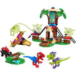 Lego Spidey contre le raptor de Gobby à la cabane dans l'arbre