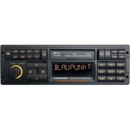 Blaupunkt Frankfurt RCM 82 Autoradio port pour commande au volant, kit mains libres bluetooth, tuner DAB+