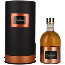 Luigi Francoli Grappa Gattinara Elvata in Barriques 44% Vol. 0,5l en boîte cadeau