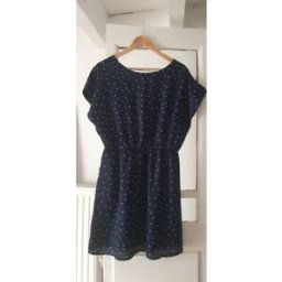 Robe courte Molly Bracken Robe Molly Bracken taille M Marine