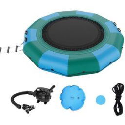 VEVOR Trampoline Aquatique Gonflable, Trampoline sur l’Eau 367x60 cm, Plate-forme de Natation Portable avec Échelle et Pompe à Air Électrique, Rebondisseur Flottant pour Enfants, Piscine, Bleu Vert