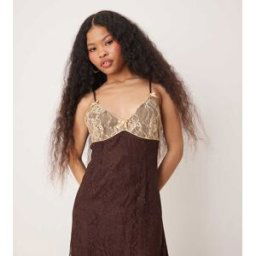 Miss Selfridge Petite - Robe nuisette longue avec dÃ©tails contrastants en dentelle - Chocolat-Marron Marron 36 female