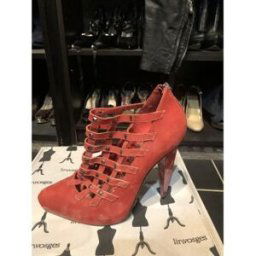 Chaussures escarpins Topshop Escarpins / bottines marque en cuir suédé 'Topshop boutique' ro Rouge
