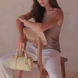 Lancaster Maroquinerie Sac polochon Zippé M Milano Ana beige foncé female